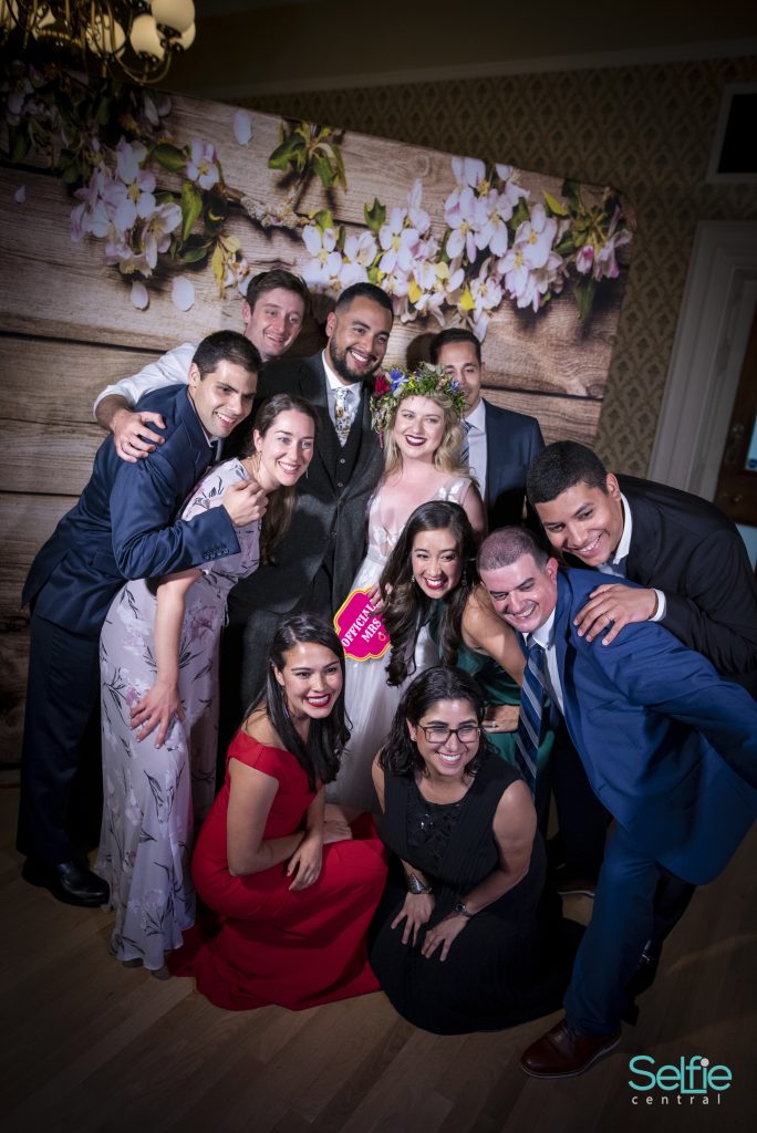 Photobooth Hire Auckland — Selfie Central photobooth hire