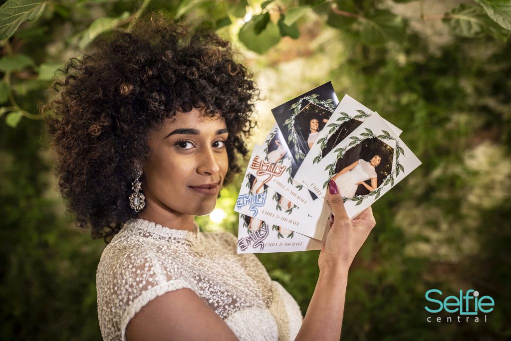 Selfie Mirror Hire Auckland — Selfie Central photobooth hire