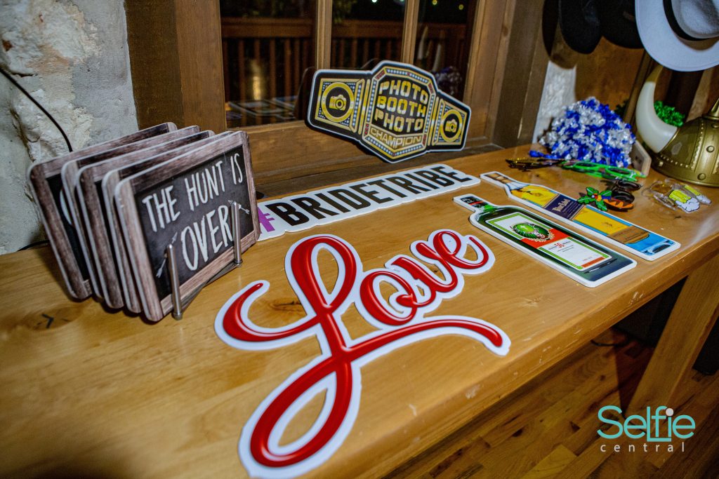 Photobooth Hire What Is Included NZ — Selfie Central photobooth hire