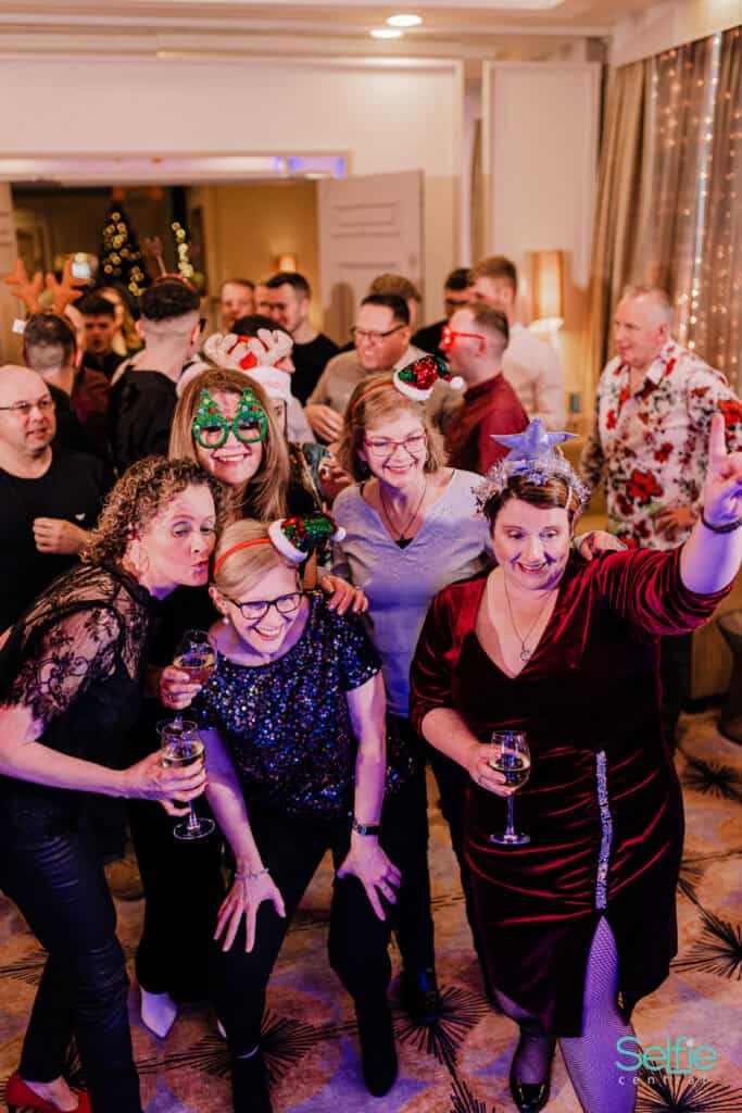 Glam Cam Hire Auckland — Selfie Central photobooth hire
