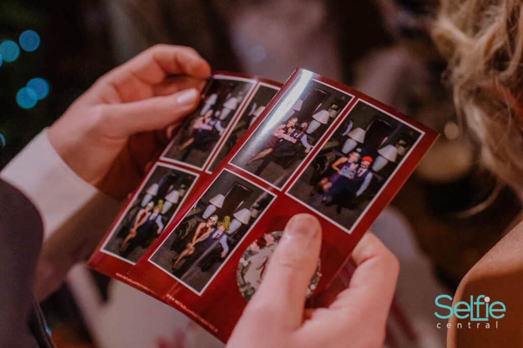 What Is A Selfie Mirror Booth — Selfie Central photobooth hire