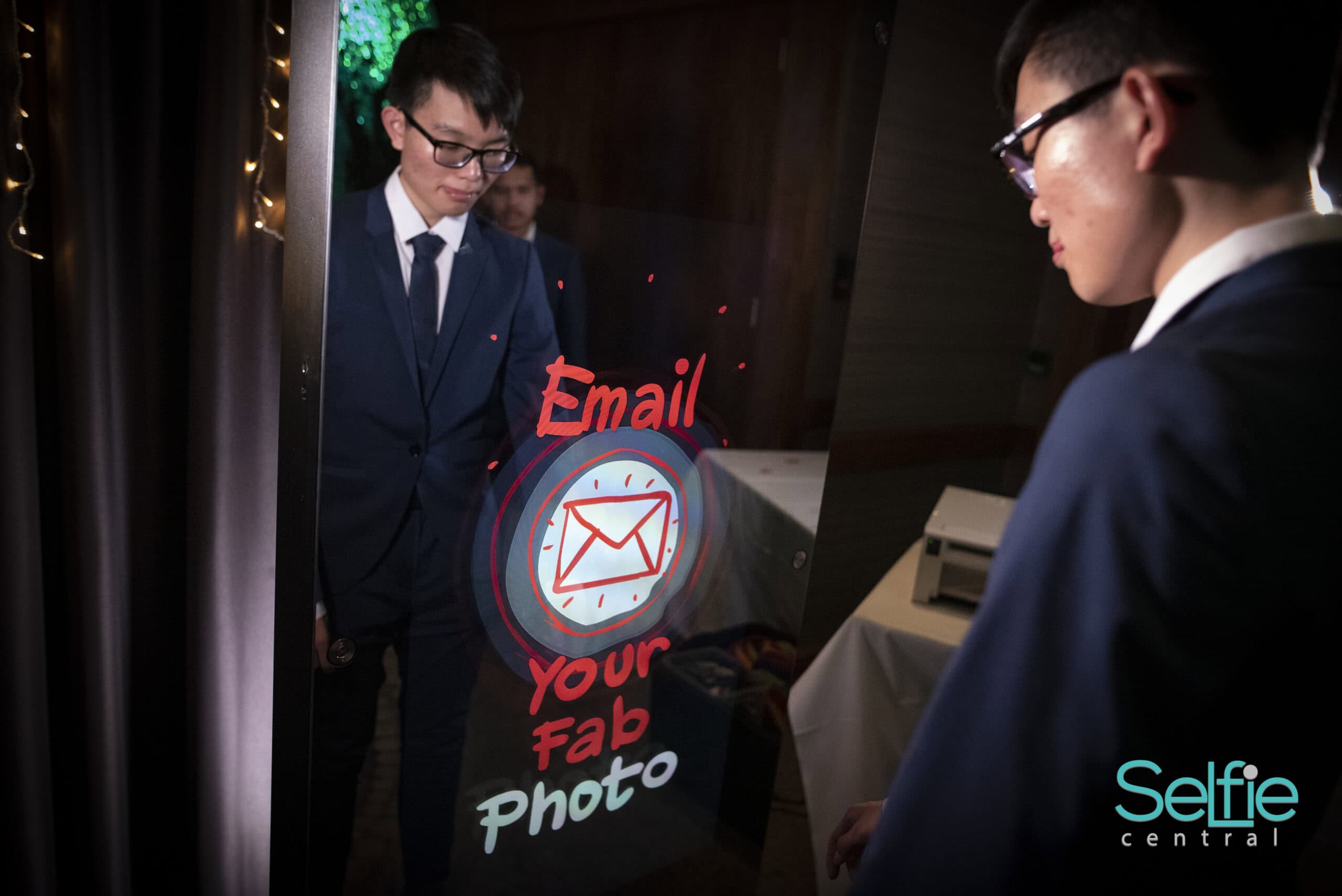 School ball photo booth hire Auckland Selfie Central